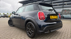 MINI Hatchback 1.5 Cooper Classic 3dr Auto Petrol Hatchback